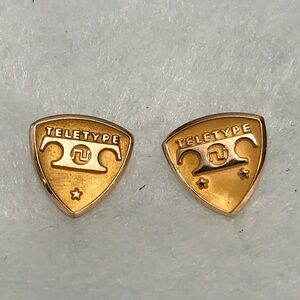 10k Pin Collectibles 1980 zippo Slim Lighter teletype bell att 20 years service